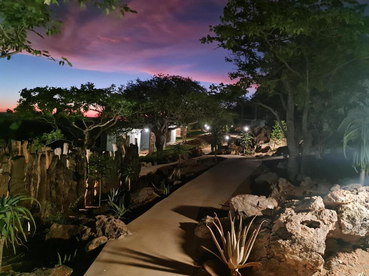 Ozongaka Mountain Peak Game Lodge And Camping מראה חיצוני תמונה