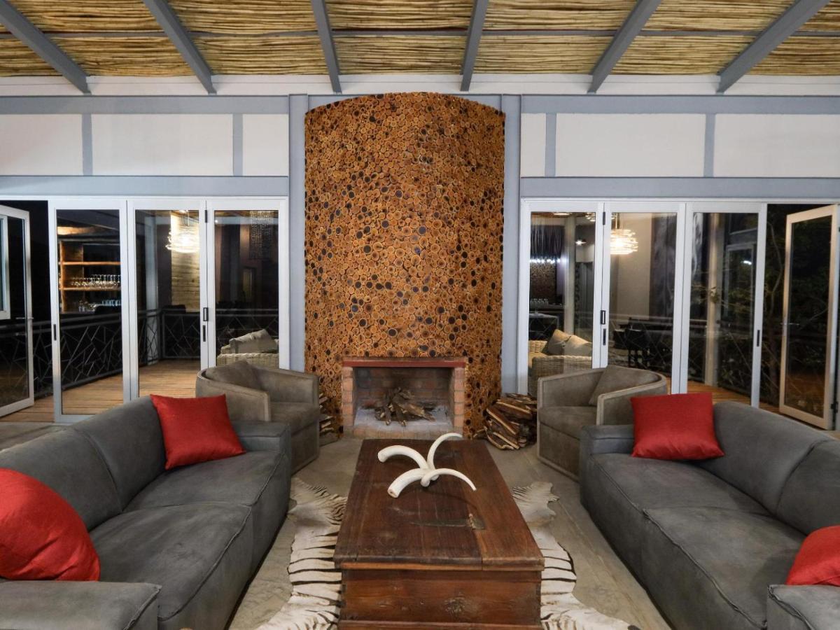 Ozongaka Mountain Peak Game Lodge And Camping מראה חיצוני תמונה